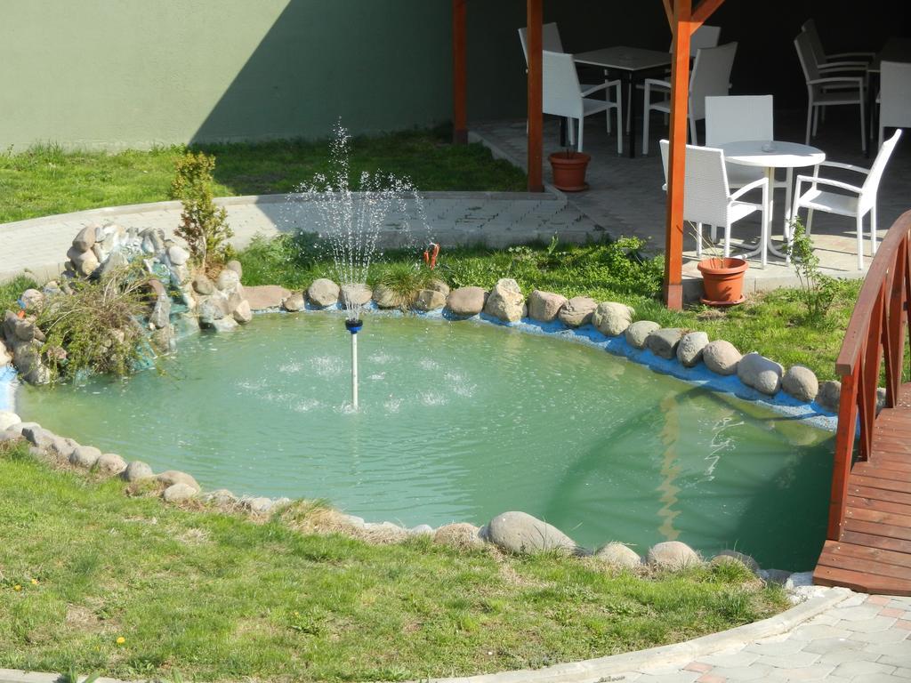 Harmony Hotel Куманово Экстерьер фото